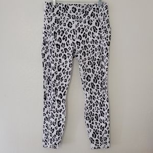 NWT Fabletics Oasis PureLuxe High-Waisted Legging Snow Leopard SZ XXL